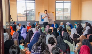 Caleg DPR RI Dapil Jawa Barat I dari Partai Amanat Nasional Rasyid Rajasa mendorong pelaku UMKM Kota Bandung dan Cimahi naik kelas.