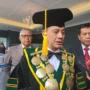 Unjani Menuju Smart Military Campus Tahun 2025 Ketua Pengurus Yayasan Kartika Eka Paksi (YKEP) Letjen TNI (Purn) Dr Tatang Sulaiman saat memberikan keterangan dalam acara wisuda Unjani periode III tahun 2023 di Ballroom Hotel Harris, Festival Citylink, Rabu 25 Oktober 2023.