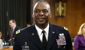 Menhan Amerika Serikat Kirim Kapal dan Pesawat Militer Dekat Israel