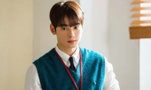 Cha Eun Woo Tampil sebagai guru dalam Good Day to Be a Dog. (instagram @GoodDaytoBeaDog)