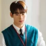Cha Eun Woo Tampil sebagai guru dalam Good Day to Be a Dog. (instagram @GoodDaytoBeaDog)