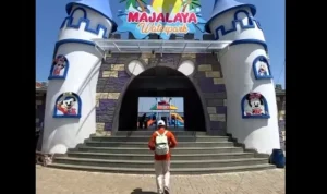 Pintu gerbang masuk Majalaya Waterpark yang sedang memberikan promo diskon hingga 20 persen. (instagram @Majalaya Waterpark)