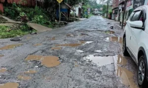 Jalan Penghubung Cianjur - Bandung Ditargetkan Beres Akhir Tahun 2023 Kondisi Jalanan Rusak di Selatan Kabupaten Cianjur