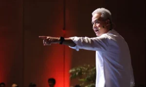 Ganjar – Mahfud MD Berikan Komitmen Perkuat Keberadaan KPK Pasangan Capres dan Cawares Ganjar Pranowo dan Mahfud MD bekomitmen akan melakukan pemberantasan korupsi jka terpilih pada Pilpes 2024