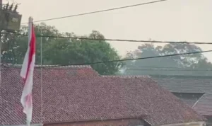 Warga Sumedang Bersyukur, Hujan Turun Setelah Pelaksanaan Salat Istisqa Warga Sumedang Bersyukur, Hujan Turun Setelah Pelaksanaan Salat Istisqa