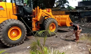 Upaya mencari lahan untuk menampung sampah terus dilakukan. Meski begitu, sepertinya Pemkot Bandung kebingungan untuk cari tempat penampungan