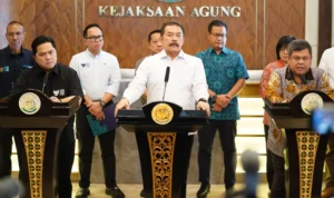 Jaksa Agung dan Menteri BUMN Sampaikan Perkembangan Perkara Dugaan Korupsi Dana Pensiun di Kementerian BUMN Jaksa Agung dan Menteri BUMN Sampaikan Perkembangan Perkara Dugaan Korupsi Dana Pensiun di Kementerian BUMN