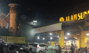 Respons Keluhan Warga, Rumah Makan Alam Sunda Ngaku Segera Perbaiki Sistem Pengolahan Limbah Suasana Rumah Makan Alam Sunda. Foto : Sandika Fadilah/Jabarekspres.com