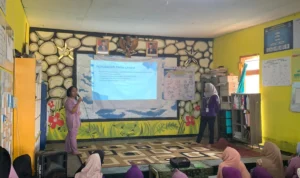 Tingkatkan Kesehatan Gigi dan Mulut, FKG Unjani Gelar Pengmas di Sekolah Lansia Cempaka Tani Mulya FKG Unjani Gelar Pengmas di Sekolah Lansia Cempak Tani Mulya