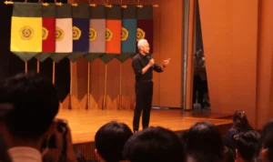 Ganjar Pranowo Bocorkan Kriteria Cawapres saat Kuliah Umum di UNPAR, Ada Nama Ridwan Kamil?