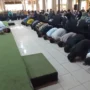 Dengar Hasil Putusan MK Soal Gugatan Batas Usia Capres-Cawapres, Ratusan Pemuda Milenial Indonesia Maju Sujud Syukur