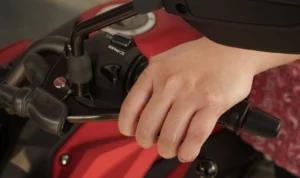 Tanda Kampas Kopling Sepeda Motor Mulai Aus