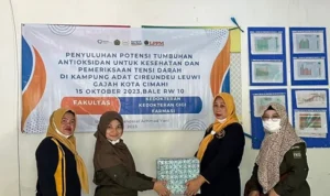 Tim Pengmas Unjani Perkenalkan Potensi Tumbuhan Antioksidan untuk Kesehatan
