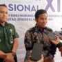 Doc. Ketua Asosiasi Ilmu Hubungan Internasional Indonesia (Kanan). (Firman)
