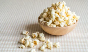 Konsumsi Popcorn Secara Berlebihan? Ketahui Bahayanya Bagi Kesehatan Konsumsi Popcorn Secara Berlebihan? Ketahui Bahayanya Bagi Kesehatan