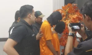 4 Pelajar Penyiram Air Keras ke Siswa SMK di Jakut Diringkus Polisi 4 Pelajar Penyiram Air Keras ke Siswa SMK di Jakut Diringkus Polisi