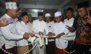 Hasil Elektabilitas Posisi Terbawah, Anies Tanggapi dengan Santai