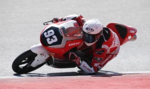 Di Balik Lencana Wildcard: Prestasi Kilat Fadillah Arbi Aditama di Moto3! Di Balik Lencana Wildcard: Prestasi Kilat Fadillah Arbi Aditama di Moto3!