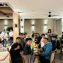 Calon Anggota Legislatif (Caleg) DPR RI Dapil Jabar 1, Rasyid Rajasa bertemu dengan Penggerak Milenial Indonesia (PMI) Jawa Barat, di Pasteur, Kota Bandung, Sabtu (14/10) malam.