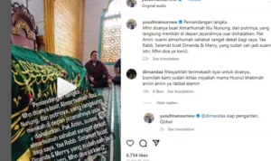 Viral, Seorang Anak Menikah di Depan Keranda Ibunya