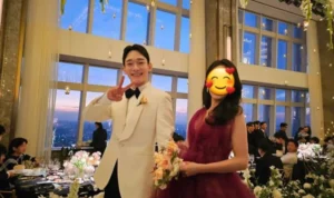 Romantis! Chen EXO Gelar Upacara Pernikahan, Nyanyikan Lagu 'Best Luck' untuk Istri!