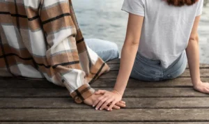 Kumpulan Contoh Long Teks Boyfriend Day yang Romantis Dijamin Pacarmu Klepek-Klepek!