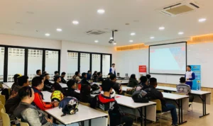 Semarakkan MotoGP Mandalika, DAM Ajak Komunitas Honda Nonton Bareng dan Rolling City di Bandung