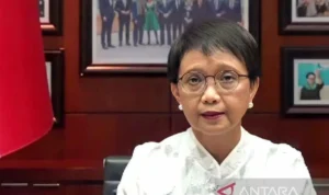 menlu retno