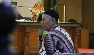mengungkap, adanya komitmen fee proyek senilai 25 persen dari 15 paket pekerjaan yang didapatkan oleh PT Marktel dari Dishub Kota Bandung