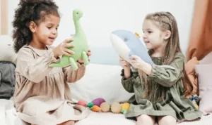 Hari Anak Perempuan Internasional, Peran Penting Perempuan Muda