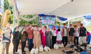 PNM Cimahi Salurkan Bantuan Kepada Korban Kebakaran di TPA Sarimukti PNM Cimahi Salurkan Bantuan Kepada Korban Kebakaran di TPA Sarimukti