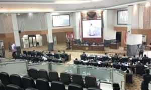 Ketua DPRD Kabupaten Bogor Ajak Anggota Dewan Doakan Palestina Ketua DPRD Kabupaten Bogor Ajak Anggota Dewan Doakan Palestina