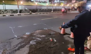 Pejalan Kaki Tewas Mengenaskan Tertabrak Mobil dan Motor di Sukabumi Pejalan Kaki Tewas Mengenaskan Tertabrak Mobil dan Motor di Sukabumi