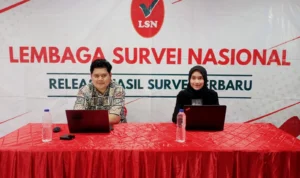 Lembaga Survei Nasional (LSN) merilis hasil survei terbaru tentang perkembangan elektabilitas pasangan calon (paslon) presiden dan wakil presiden serta partai politik tiga bulan jelang Pemilu 2024.
