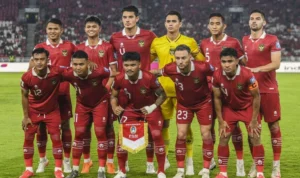Timnas Indonesia berfoto bersama jelang bertanding melawan timnas Brunei dalam pertandingan leg 1 kualifikasi Piala Dunia 2026 babak pertama zona Asia di Stadion Utama Gelora Bung Karno (GBK), Senayan, Jakarta, Kamis (12/10/2023). Terkini, Indonesia bersiap melawan Irak dalam babak kedua Kualifikasi Piala Dunia 2026 di Stadion Internasional Basra, Kamis (16/11/2023).(ANTARA FOTO/GALIH PRADIPTA) Artikel ini telah tayang di Kompas.com dengan judul "Indonesia Vs Irak: Perjalanan Melelahkan, Fisik Jadi Perhatian", Klik untuk baca: https://bola.kompas.com/read/2023/11/14/10300068/indonesia-vs-irak--perjalanan-melelahkan-fisik-jadi-perhatian. Kompascom+ baca berita tanpa iklan: https://kmp.im/plus6 Download aplikasi: https://kmp.im/app6
