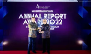 Naik Kelas, BJBR Juara ARA 2022 Kategori Perusahaan Go Publik Keuangan BJBR Juara ARA 2022