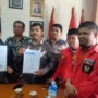 PBB (Pemuda Batak Bersatu) laporkan Satpol PP Kabupaten Bogor ke Polres Bogor akibat penganiyaan saat penertiban PKL di Ciawi (21/11).