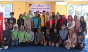 Coca-Cola Europacific Partners Indonesia (CCEP Indonesia) memberikan pelatihan dalam program Pilot Project Waste Management di Kota Bogor.