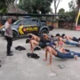 Viral! Ugal-ugalan Sambil Berkendara, 10 Remaja di Kabupaten Bandung Diamankan Polisi Viral! Ugal-Ugalan Sambil Berkendara, 10 Remaja di Kabupaten Bandung Berhasil Diamankan Polisi. Foto Dok Humas Polsek Baleendah