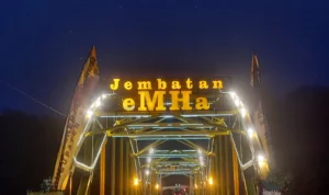 Jembatan eMHa telan biaya 32Milyar dengan pembangunan Jalan. Riki Jabar Ekspres.