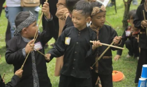 Ratusan Anak Ramaikan Festival Permaian Tradisional di Caffe Teras Sentani / Istimewa