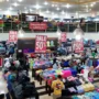 10 Factory Outlet di Bandung yang Paling Sering Gelar Diskon Salah satu Factory Outlet di Bandung yang direkomendasikan.