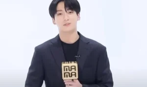 Ungkapan Jungkook BTS saat Terima Award MAMA 2023 Bikin ARMY Meleyot Jungkook BTS saat menerima award dari MAMA 2023.