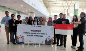Pendidikan Pijar dari PT Telkom bersama Yayasan BAIK berikan beasiswa kepada pelajar lSMA/SMK untuk belajar e-commerce di China.