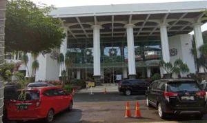 Pekerja Bangunan Terjatuh Saat Renovasi Masjid Al-Muttaqin, Pj Gubernur Beri Respon