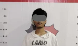 Aksi Tawuran di Bogor Sebabkan 1 Pelajar Tewas, 3 Orang Terduga Pelaku Ditangkap! Salah satu terduga pelaku tawuran. Foto : Sandika /Jabar Ekspres