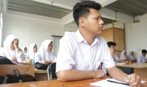 SMAN 2 Cimahi Perkuat Literasi Siswa Melalui Membaca dan Menulis Karya