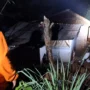 TPT Ambruk, Dua Rumah Di Kutawaringin Tertimpa Timbunan Longsor