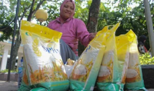 Demi Keseimbangan Harga Komoditas di Cimahi, Pemerintah Kota Upayakan Hal Ini Doc. Operasi Pangan Murah dan Gerakan Pasar Murah Antisipasi Kenaikan Harga Komoditas (Pandu Muslim/Jabar Ekspres)