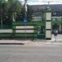 Seorang peserta didik di SMPN 1 Rancaekek pulang usai KBM beres.